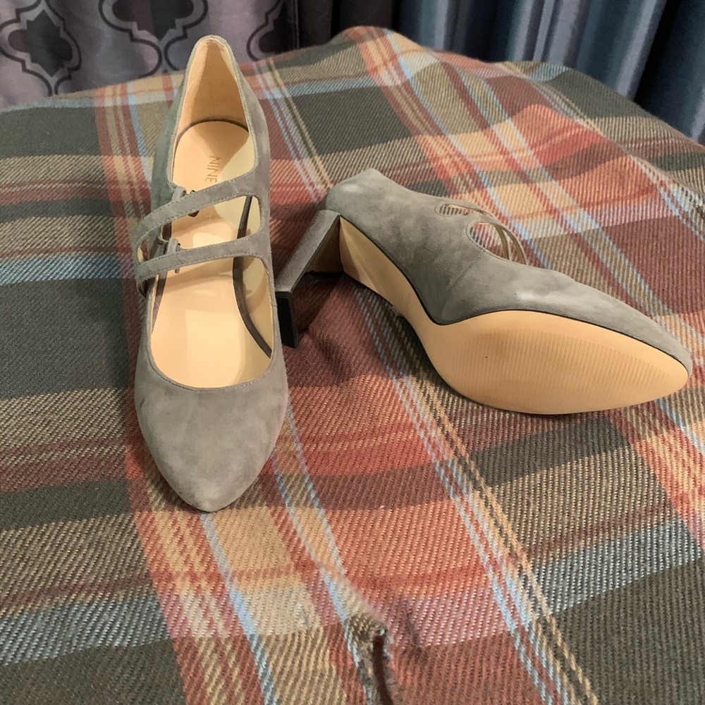 Nine West block heal double strap pump